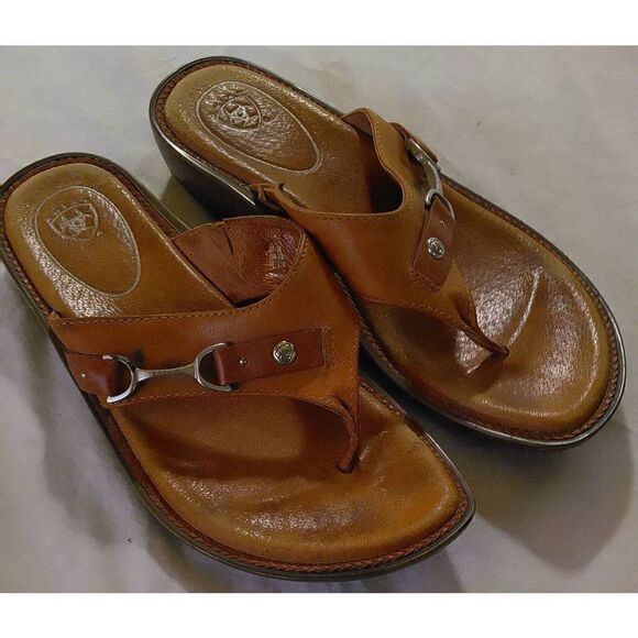 ARIAT Sandals Brown Slip On with Silver Clasps Size 6B Leather - Picture 2 of 7